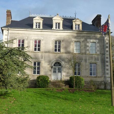 Chateau De Craon Comblessac Exterior photo